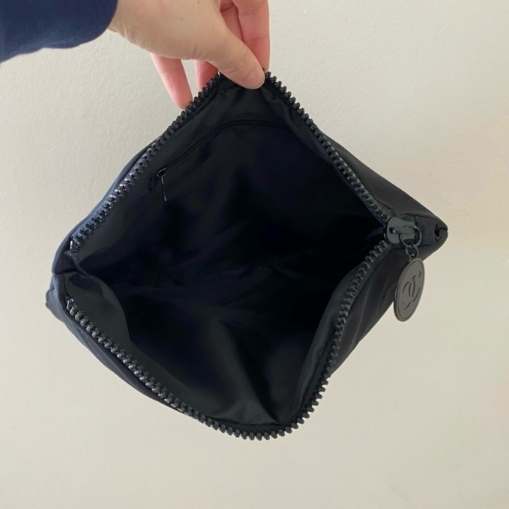 Brand New Chanel Black Puffy Padded Makeup Pouch/Clutch/iPAD Case (large size) - Picture 8 of 11